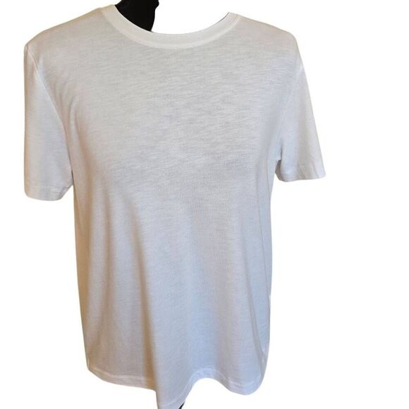 Laurel Ashley Womens White Short Sleeved T Shirt Size Medium - Picture 1 of 9
